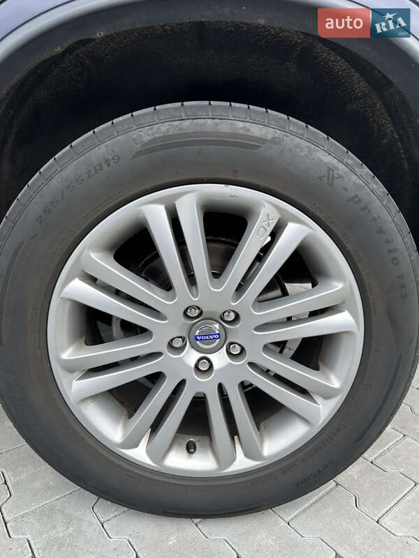 Внедорожник / Кроссовер Volvo XC90 2008 в Ирпене