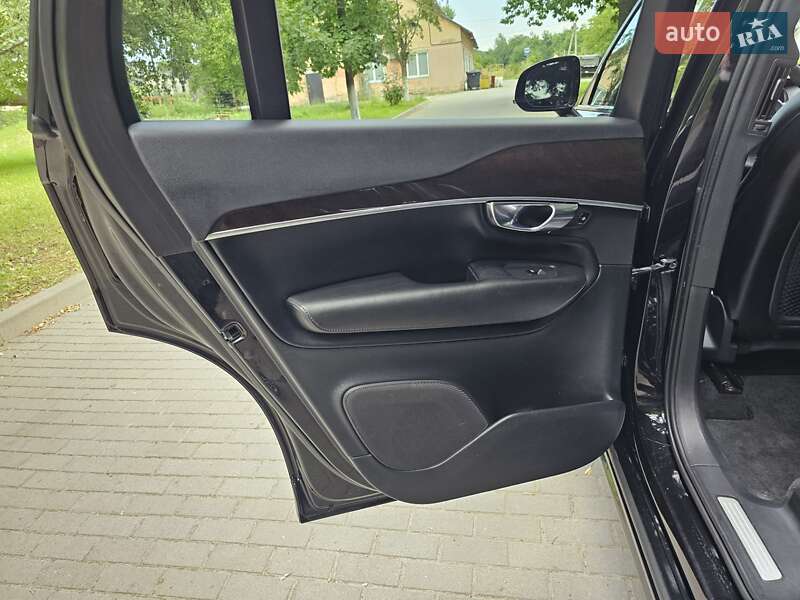 Позашляховик / Кросовер Volvo XC90 2018 в Львові