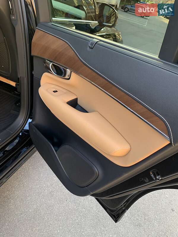 Внедорожник / Кроссовер Volvo XC90 2016 в Киеве фото 23 Внедорожник / Кроссовер Volvo XC90 2016 в Киеве