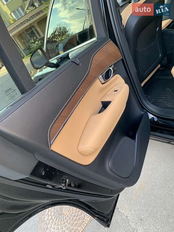 Внедорожник / Кроссовер Volvo XC90 2016 в Киеве фото 24 Внедорожник / Кроссовер Volvo XC90 2016 в Киеве