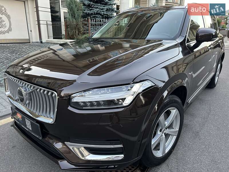 Volvo XC90 2021