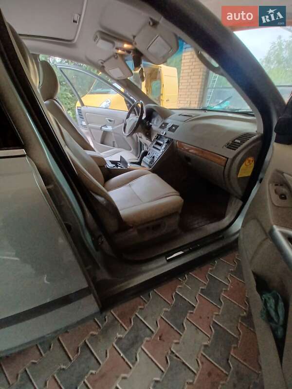 Внедорожник / Кроссовер Volvo XC90 2003 в Луцке