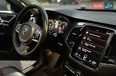 Внедорожник / Кроссовер Volvo XC90 2016 в 