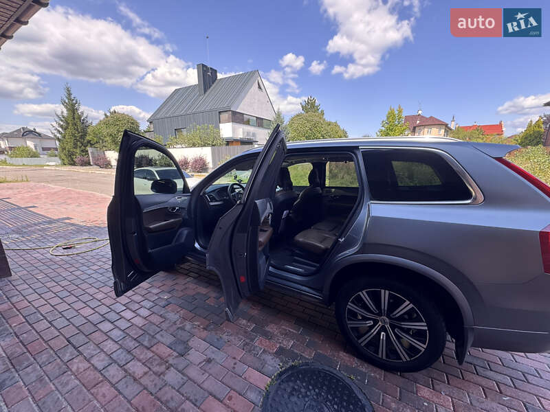 Внедорожник / Кроссовер Volvo XC90 2020 в Киеве