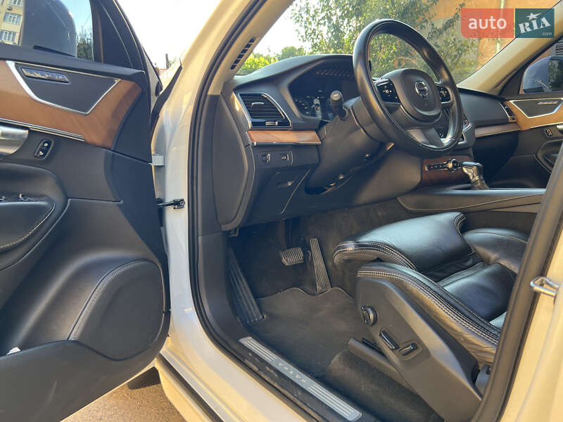 Внедорожник / Кроссовер Volvo XC90 2017 в Черкассах