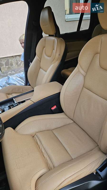 Внедорожник / Кроссовер Volvo XC90 2016 в Ивано-Франковске фото 17 Внедорожник / Кроссовер Volvo XC90 2016 в Ивано-Франковске
