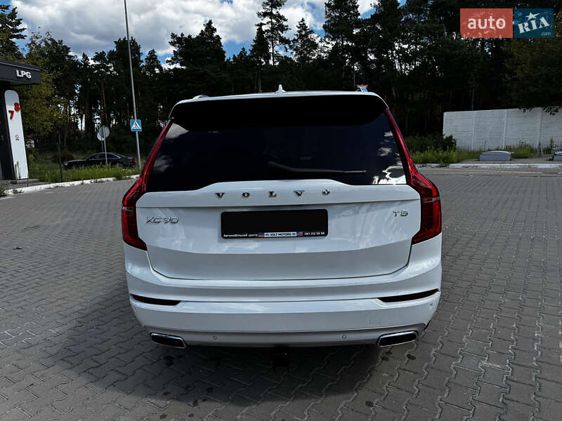 Внедорожник / Кроссовер Volvo XC90 2019 в Киеве