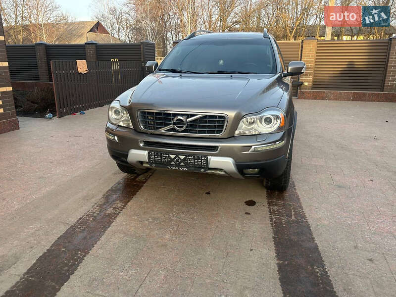 Volvo XC90 2011