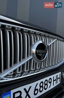 Внедорожник / Кроссовер Volvo XC90 2016 в 