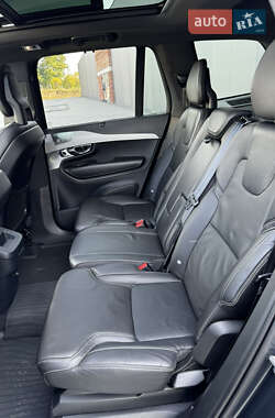 Внедорожник / Кроссовер Volvo XC90 2016 в 