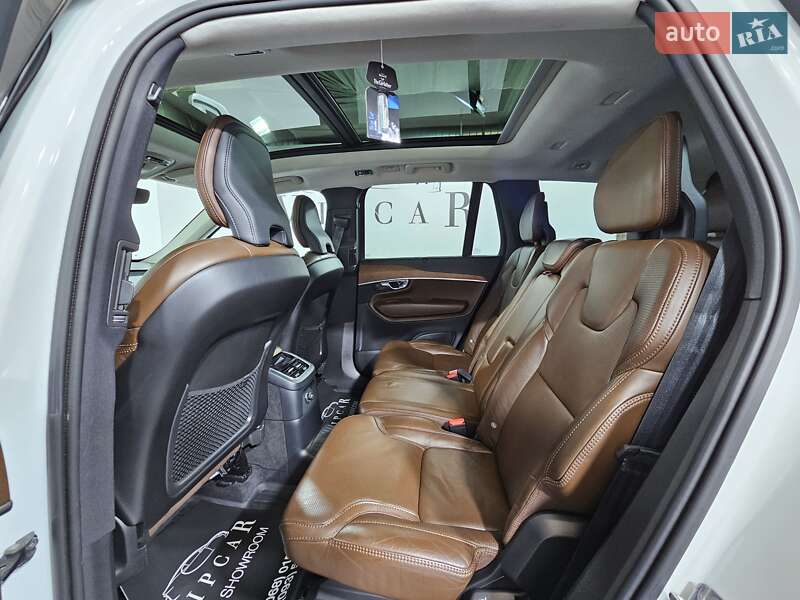 Внедорожник / Кроссовер Volvo XC90 2018 в Киеве
