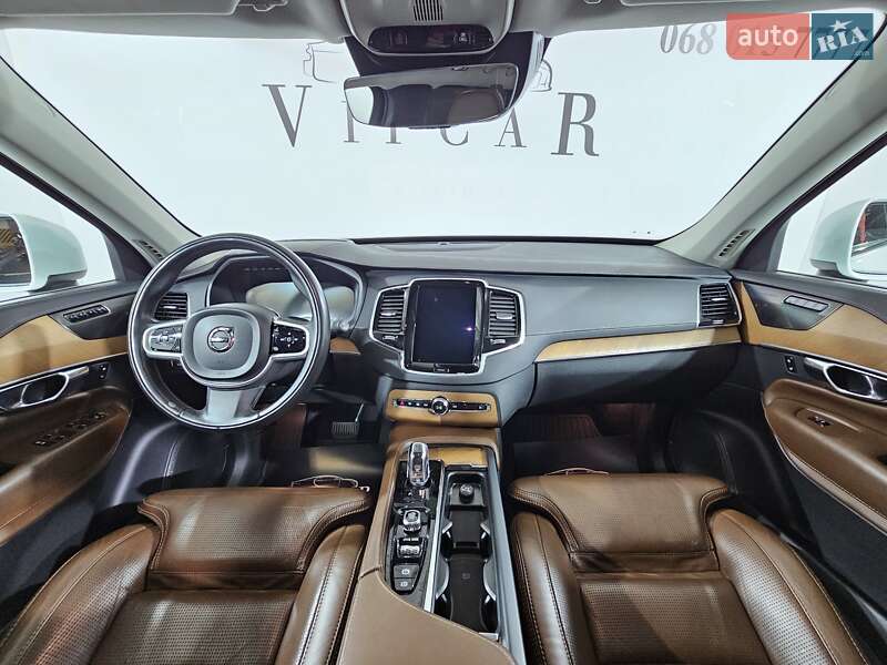 Внедорожник / Кроссовер Volvo XC90 2018 в Киеве