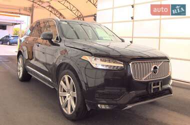 Внедорожник / Кроссовер Volvo XC90 2016 в 