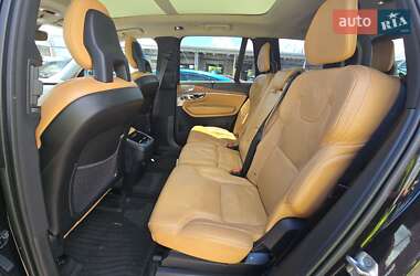 Внедорожник / Кроссовер Volvo XC90 2016 в 
