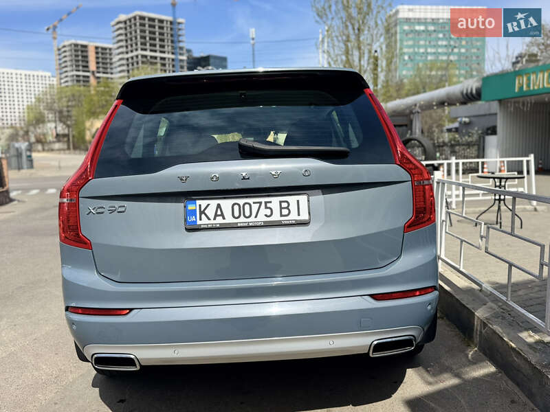 Внедорожник / Кроссовер Volvo XC90 2019 в Киеве