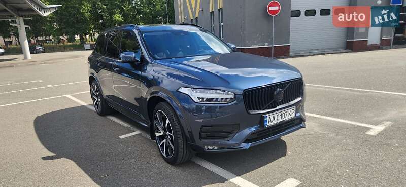 Volvo XC90 2019