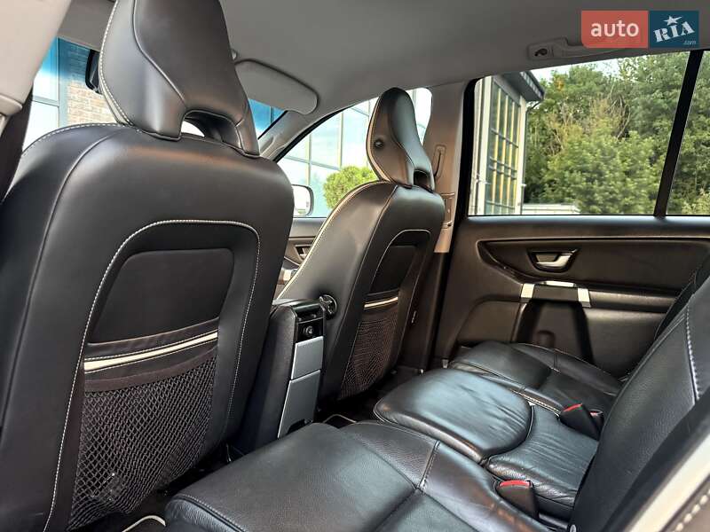 Внедорожник / Кроссовер Volvo XC90 2011 в Тернополе