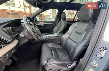 Внедорожник / Кроссовер Volvo XC90 2019 в 