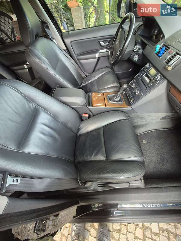 Внедорожник / Кроссовер Volvo XC90 2010 в Великом Раковце