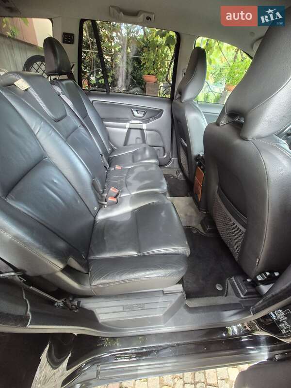 Внедорожник / Кроссовер Volvo XC90 2010 в Великом Раковце