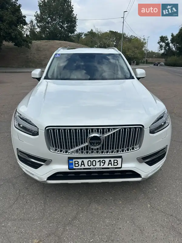 Volvo XC90