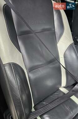 Внедорожник / Кроссовер Volvo XC90 2013 в 