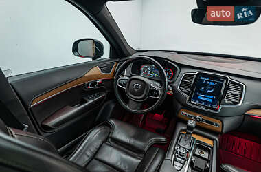 Внедорожник / Кроссовер Volvo XC90 2016 в 