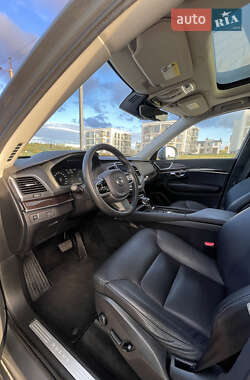 Внедорожник / Кроссовер Volvo XC90 2019 в 