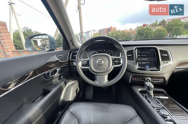 Внедорожник / Кроссовер Volvo XC90 2019 в 