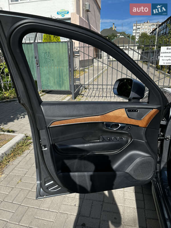 Внедорожник / Кроссовер Volvo XC90 2017 в Черкассах