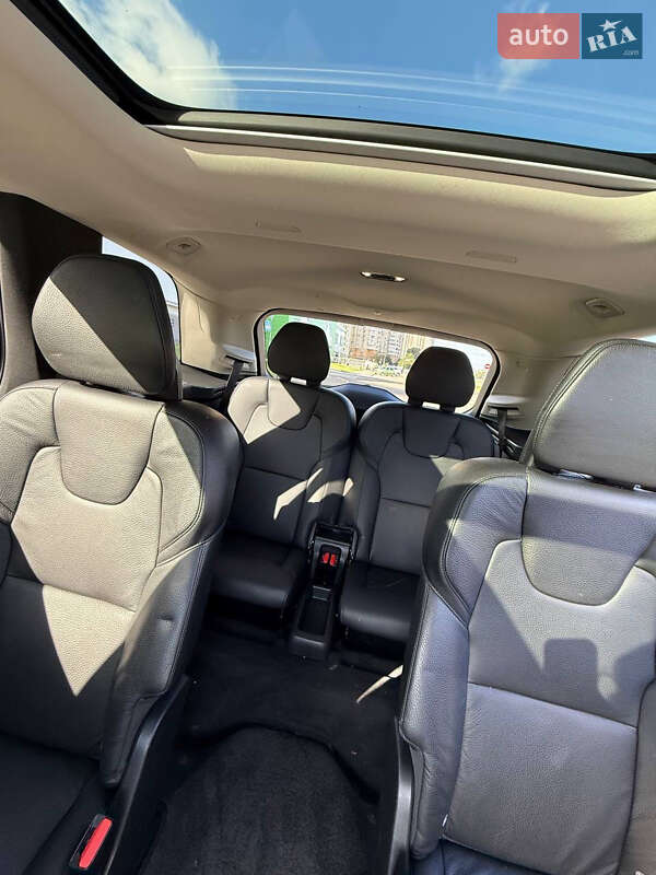 Позашляховик / Кросовер Volvo XC90 2019 в Києві фото 17 Позашляховик / Кросовер Volvo XC90 2019 в Києві