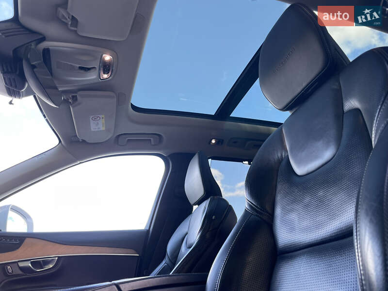 Внедорожник / Кроссовер Volvo XC90 2018 в Днепре