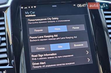 Внедорожник / Кроссовер Volvo XC90 2019 в 