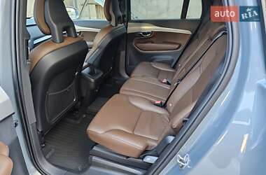 Внедорожник / Кроссовер Volvo XC90 2019 в 