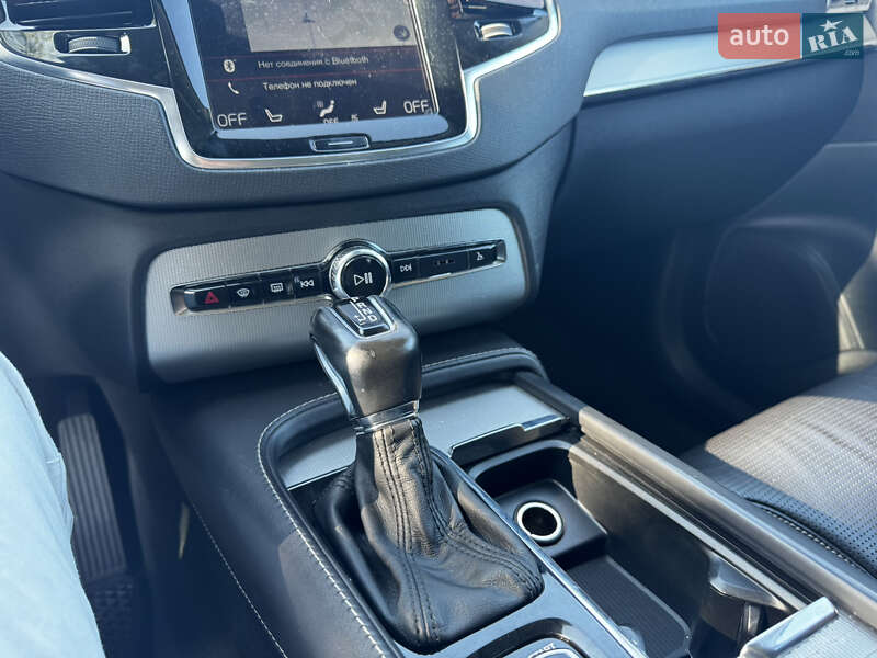 Внедорожник / Кроссовер Volvo XC90 2016 в Коломые