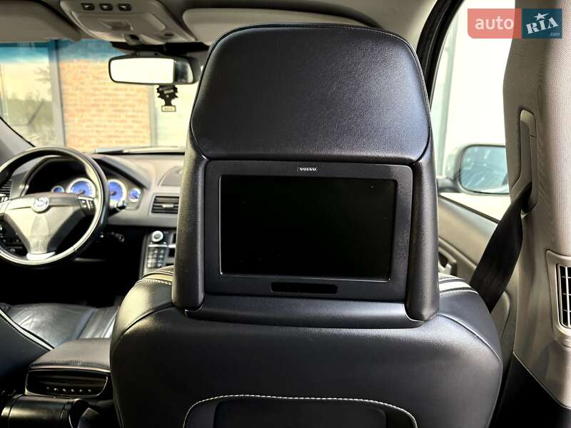 Внедорожник / Кроссовер Volvo XC90 2011 в Тернополе