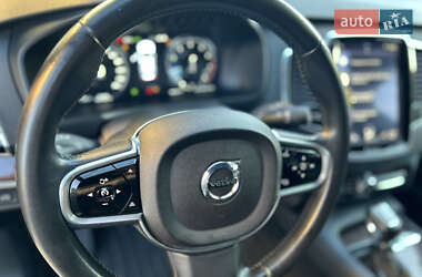 Внедорожник / Кроссовер Volvo XC90 2015 в 