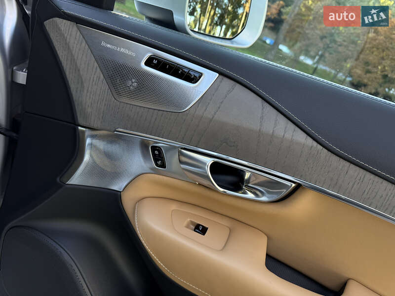 Внедорожник / Кроссовер Volvo XC90 2019 в Киеве фото 53 Внедорожник / Кроссовер Volvo XC90 2019 в Киеве
