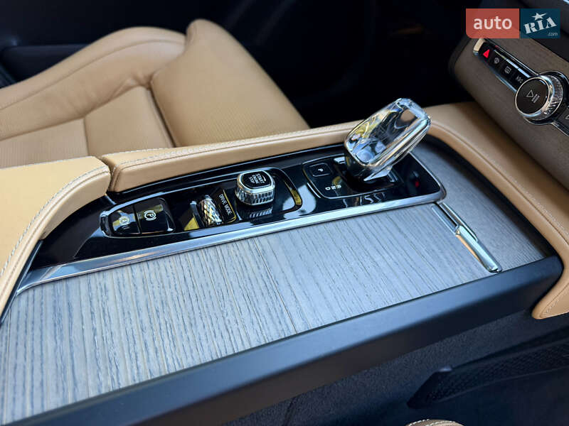 Внедорожник / Кроссовер Volvo XC90 2019 в Киеве фото 59 Внедорожник / Кроссовер Volvo XC90 2019 в Киеве