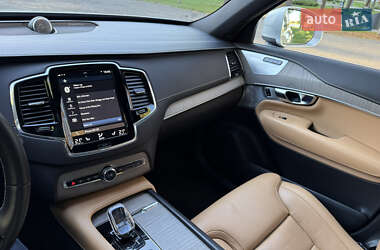 Позашляховик / Кросовер Volvo XC90 2019 в  фото 88 Позашляховик / Кросовер Volvo XC90 2019 в