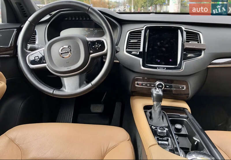 Позашляховик / Кросовер Volvo XC90 2016 в Львові фото 6 Позашляховик / Кросовер Volvo XC90 2016 в Львові