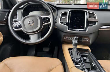 Внедорожник / Кроссовер Volvo XC90 2016 в 