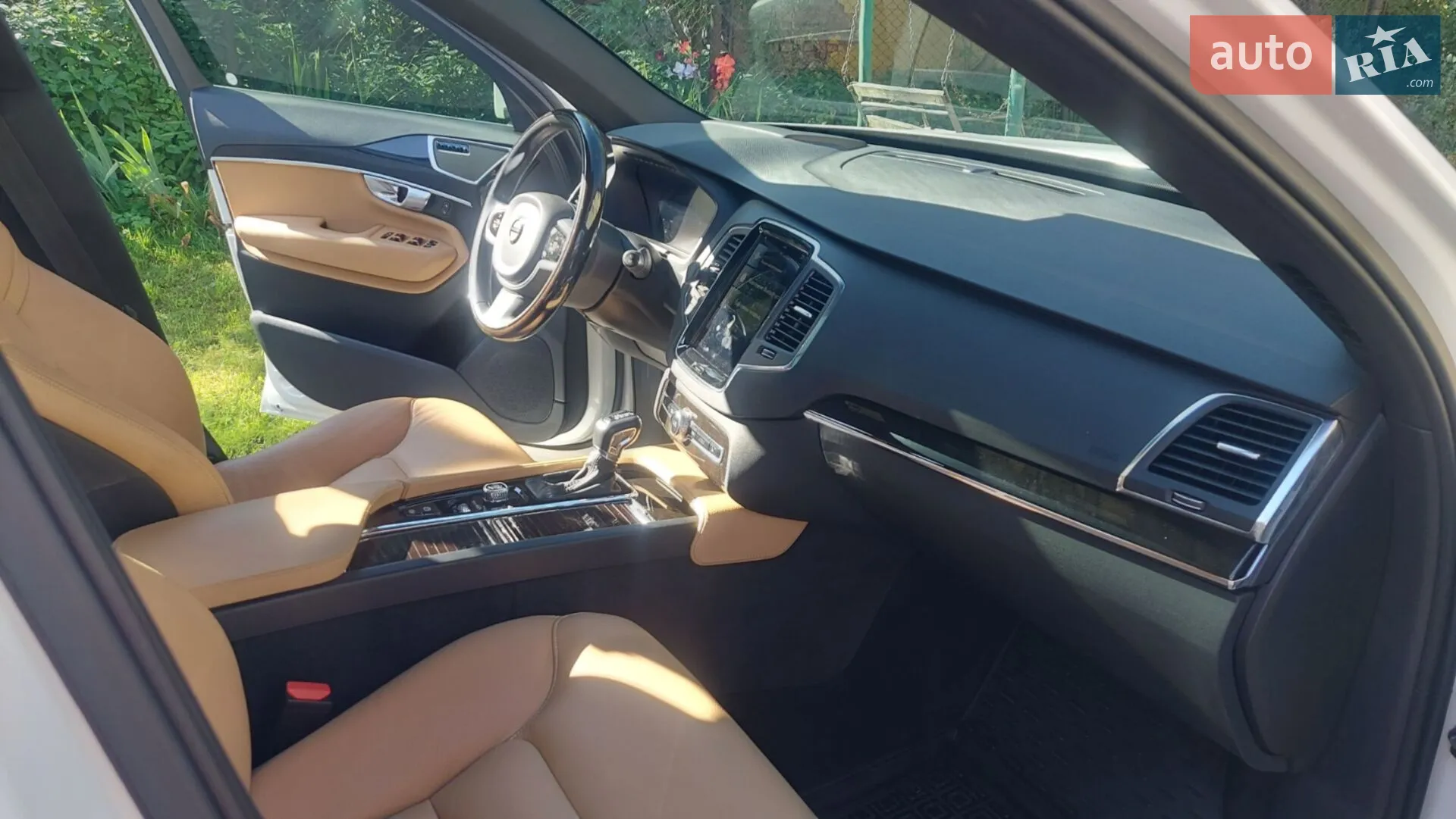 2017 Volvo XC90 - мініатюра 11