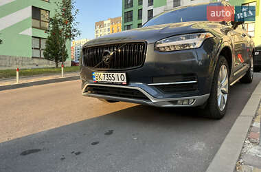 Внедорожник / Кроссовер Volvo XC90 2017 в 
