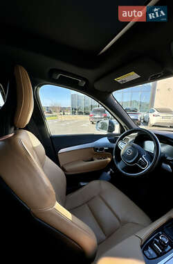 Внедорожник / Кроссовер Volvo XC90 2017 в 