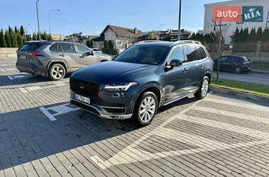 Внедорожник / Кроссовер Volvo XC90 2017 в 