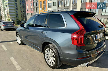 Внедорожник / Кроссовер Volvo XC90 2017 в 