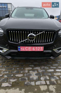 Внедорожник / Кроссовер Volvo XC90 2021 в 