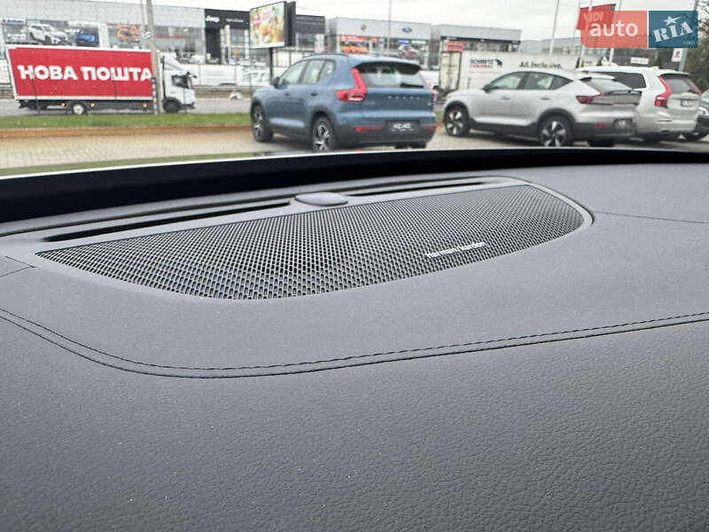 Позашляховик / Кросовер Volvo XC90 2021 в Києві фото 16 Позашляховик / Кросовер Volvo XC90 2021 в Києві