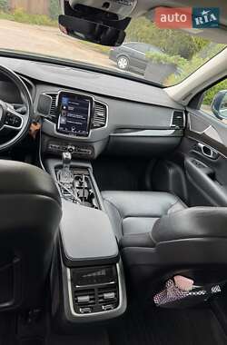 Внедорожник / Кроссовер Volvo XC90 2017 в 